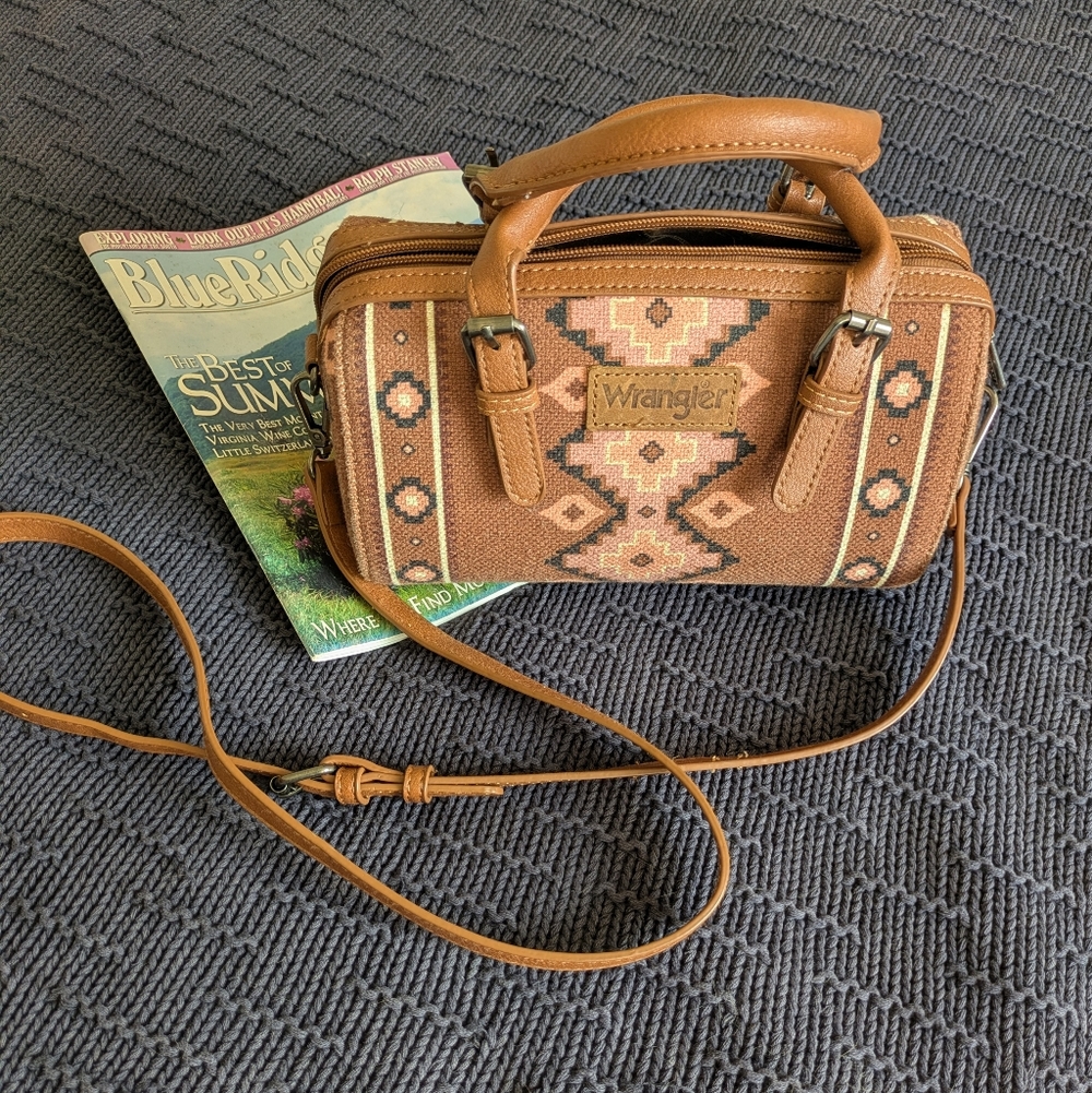 Wrangler Brown Western Handbag - Picture 2 of 15